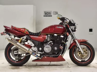 Мотоцикл Yamaha XJR1200 с аукционов Японии