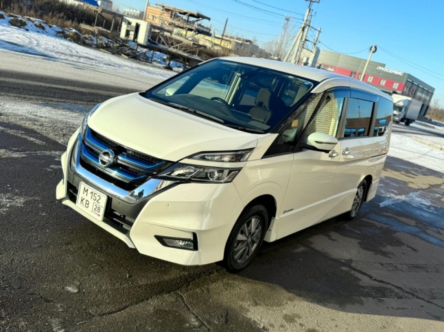 Nissan Serena 1.2 e-Power Highway Star V 2018