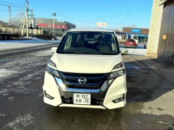 Nissan Serena 1.2 e-Power Highway Star V 2018