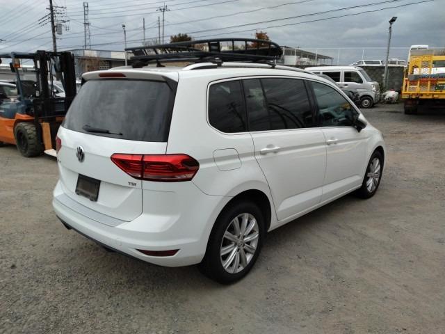 VOLKSWAGEN GOLF TOURAN  2017