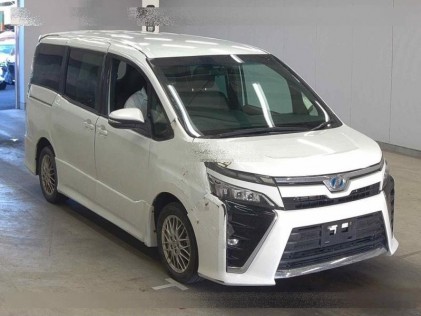 Toyota VOXY Hybrid ZS 2020