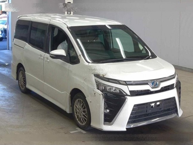 Toyota VOXY Hybrid ZS 2020