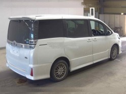 Toyota VOXY Hybrid ZS 2020